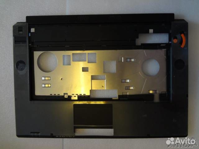 Корпусные детали на ноутбуки Lenovo