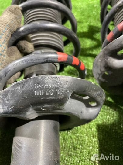 Амортизаторы комплект передние Volkswagen Scirocco