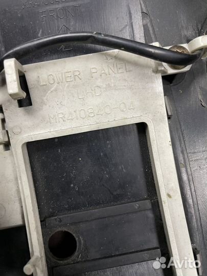 Консоль салона Pajero