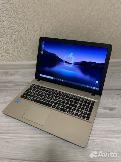 Ноутбук Asus D541SC в отличном состоянии