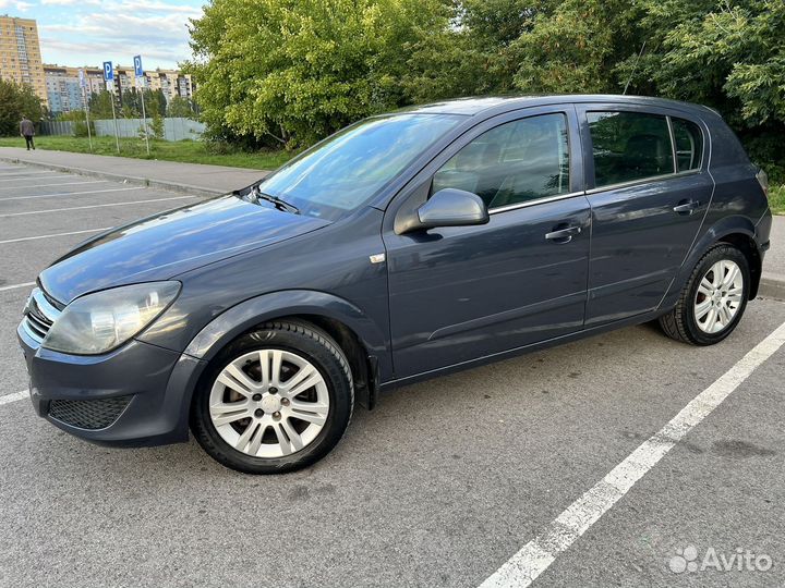 Opel Astra 1.8 AT, 2010, 275 700 км