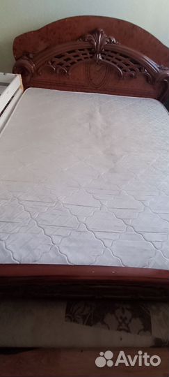 Кровать с матрасом бу
