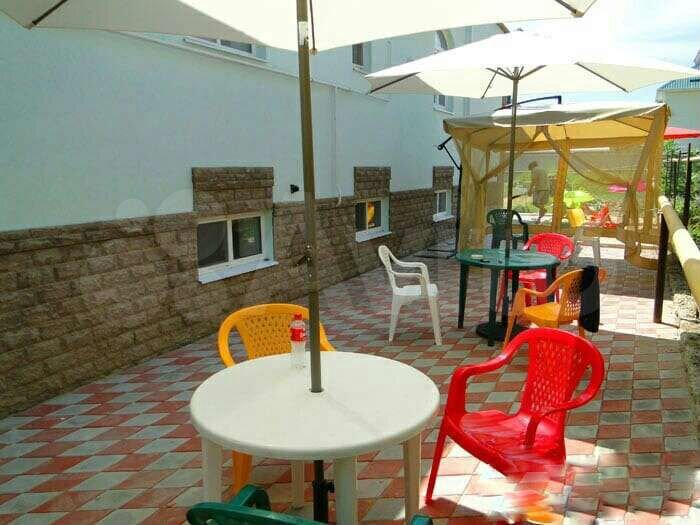 Комната 15 м² в > 9-к., 1/2 эт.