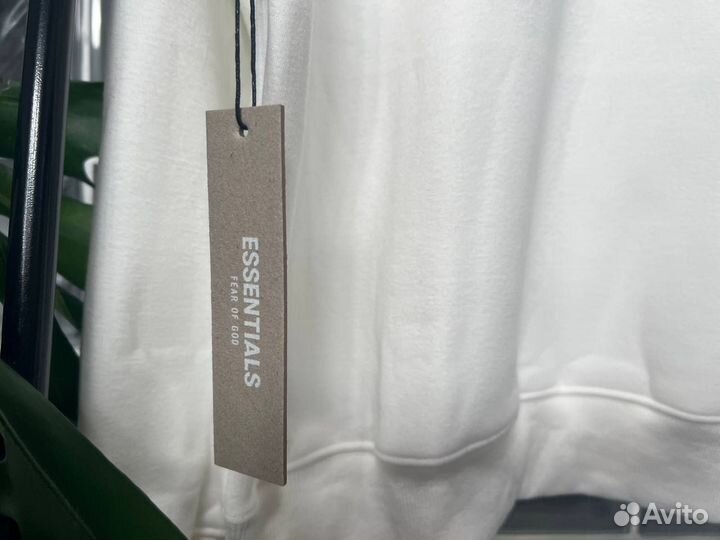 Свитшот Essentials