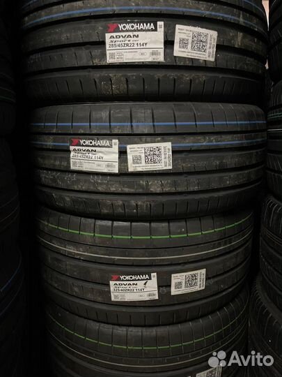 Yokohama Advan Sport V107 285/45 R22 и 325/40 R22