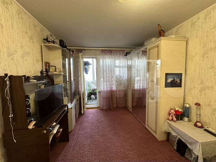 2-к. квартира, 56 м², 4/9 эт.