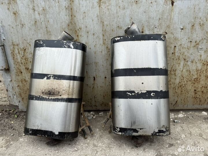 Выхлопные банки тюнинг на Kia Stinger