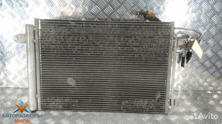 Радиатор кондиционера Volkswagen Golf 7 2012