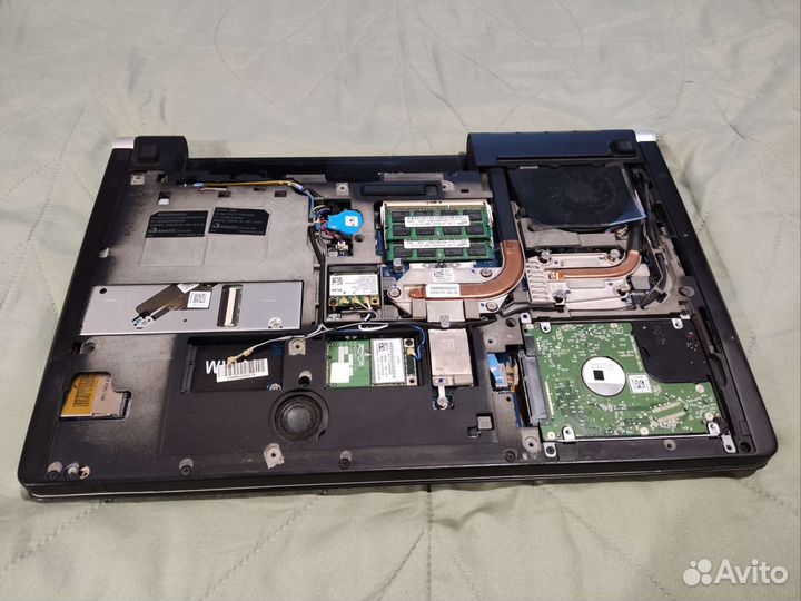Ноутбук dell studio xps 16