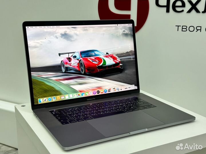MacBook Pro 15 2018 Touch Bar SSD 500 Core i7 16Гб