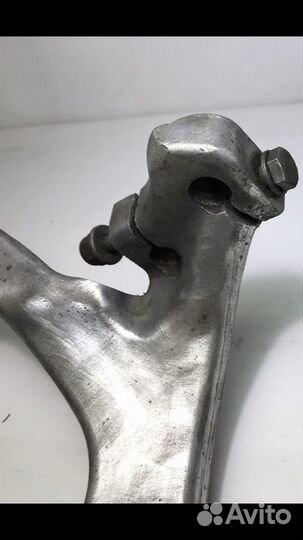 Кулак поворотный правый Ауди S8 A8 D3