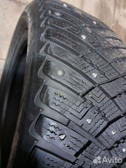 Goodyear Ultragrip Ice Arctic 195/55 R15