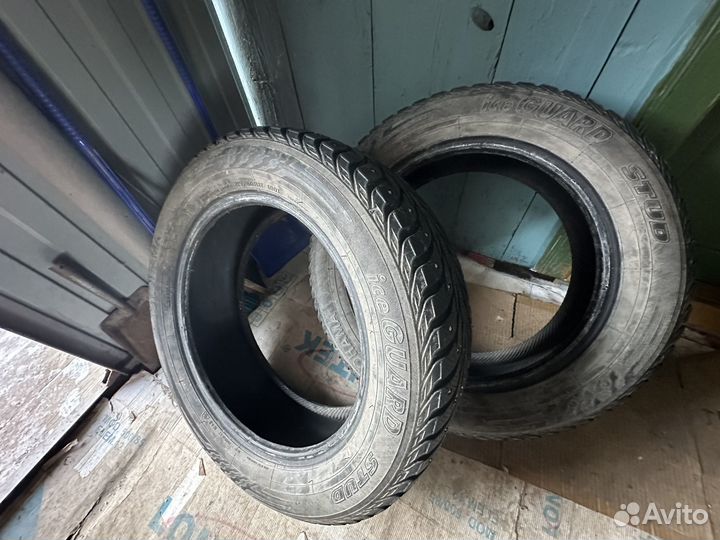 Autoguard ES9000 215/60 R17