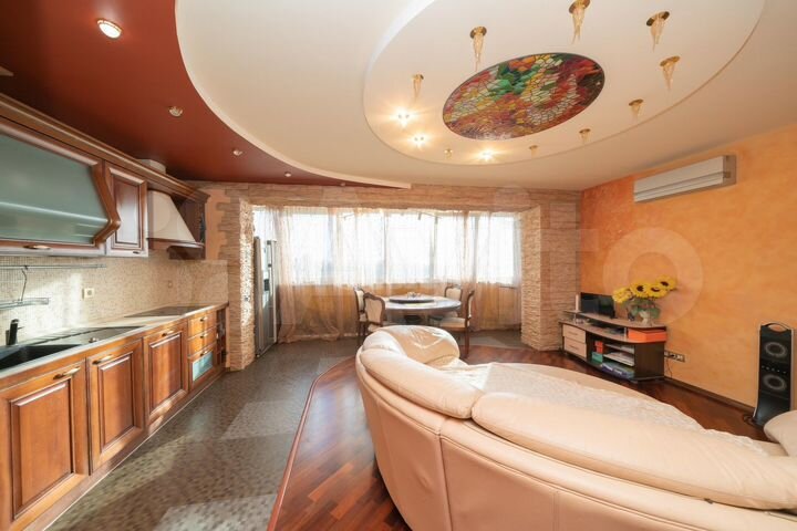 2-к. квартира, 85,6 м², 10/11 эт.