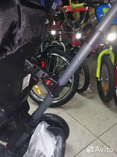 Велосипед трехколесный складной новый