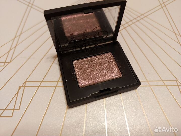 Тени для век Nars, Urban Decay