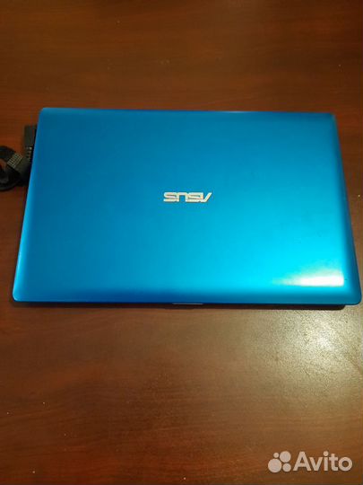 Нетбук Asus X200M