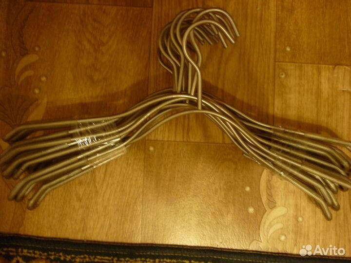 Вешалки плечики металлические