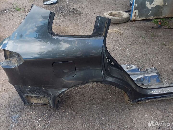 Заднее правое крыло Субару Трибека 2008г.в