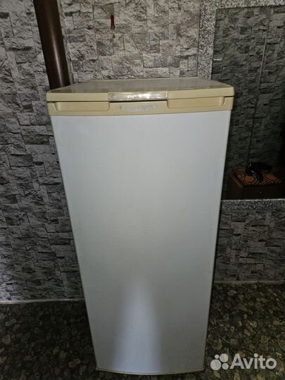 Холодильник Solt Lane 