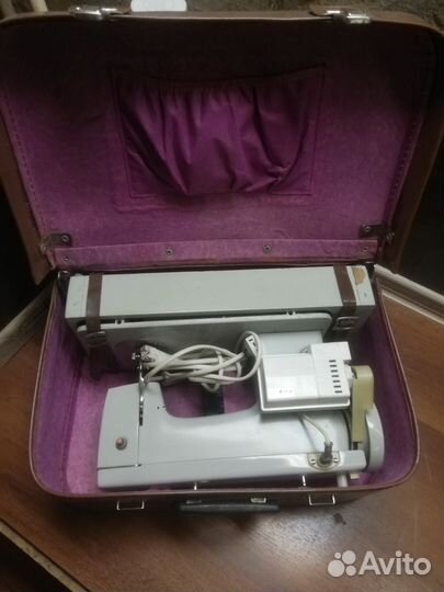 Новая Швейная машина Подольск 132 Полный Комплект