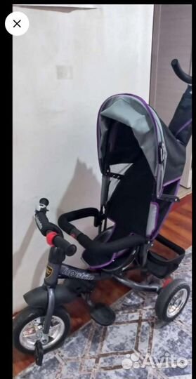 Велосипед трёхколесный детский с ручкой