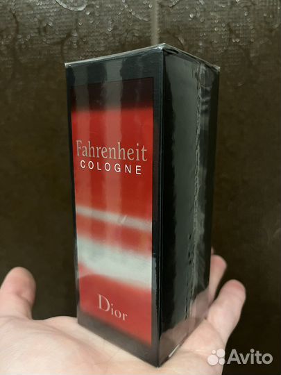 Мужской парфюм