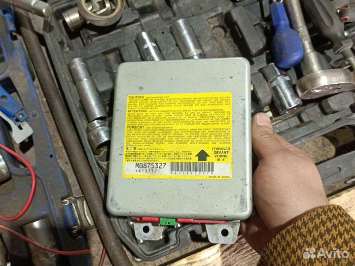 Блок управления AIR BAG SRS для Mitsubishi Galant