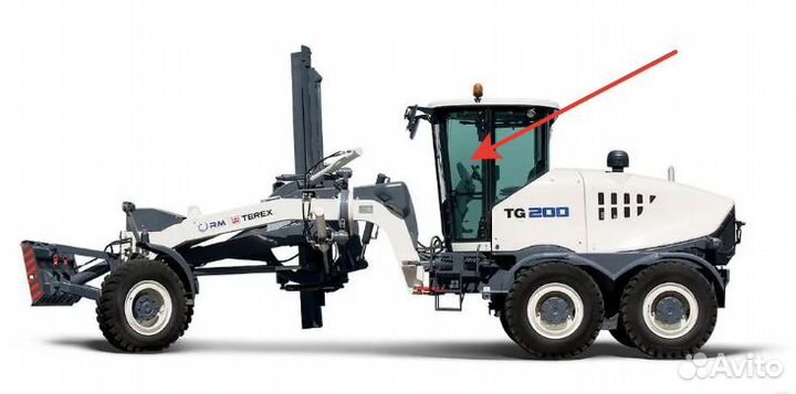 Стекло двери левое грейдера TG 140/180/200/250