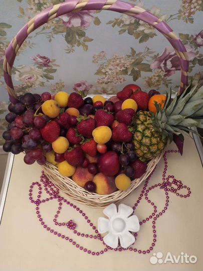 Фруктовая, корзина