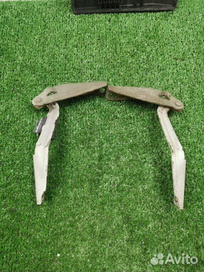 Петли капота Ford Focus 1 универсал