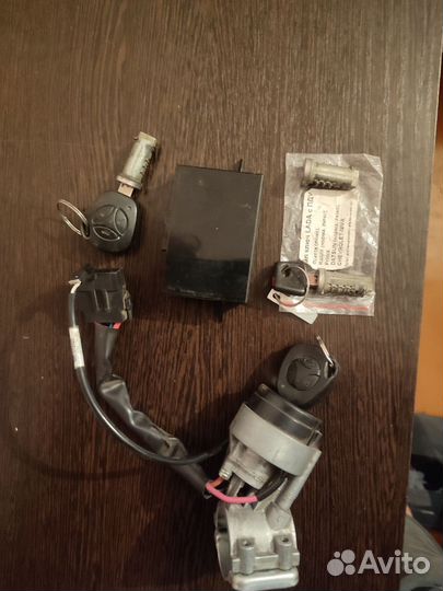 Блок иммобилайзера с комплектом замков на калину