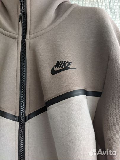 Nike tech fleece