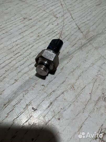 Lexus Lx570 датчик давления гура