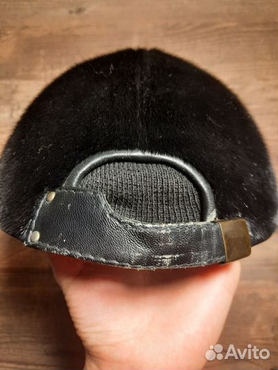 Мужская меховая кепка