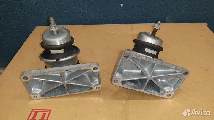 Подушка двигателя lexus gs 460