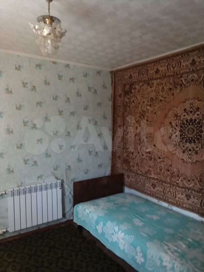 2-к. квартира, 40 м², 1/4 эт.