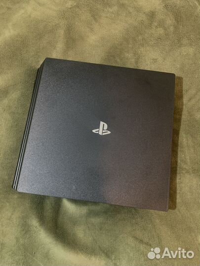 Игровая приставка ps4 pro 1tb