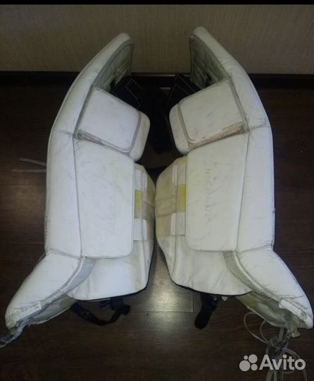 Вратарские щитки bauer