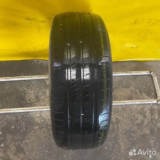 Kumho Ecowing ES01 KH27 205/55 R16