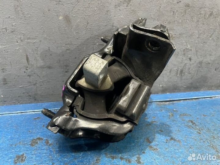 Подушка АКПП левая Volkswagen Polo 5 6R