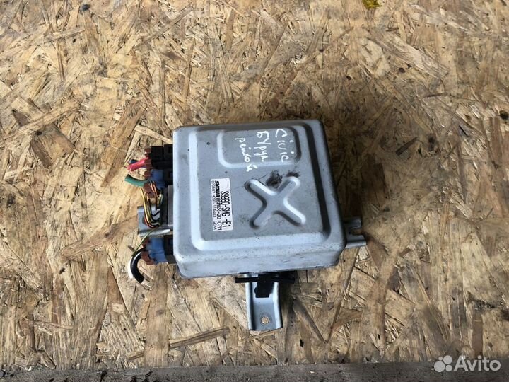 Блок управление рулевой рейкой honda civic 8 5d