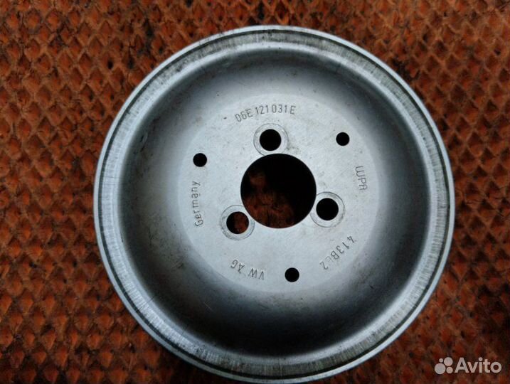 Шкив помпы передний Audi A6 C7 C7 chva 2014