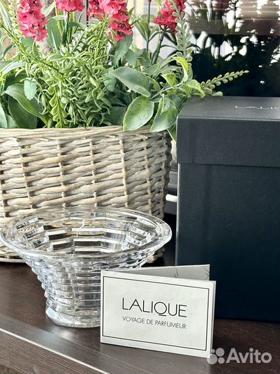 Вазочка Lalique