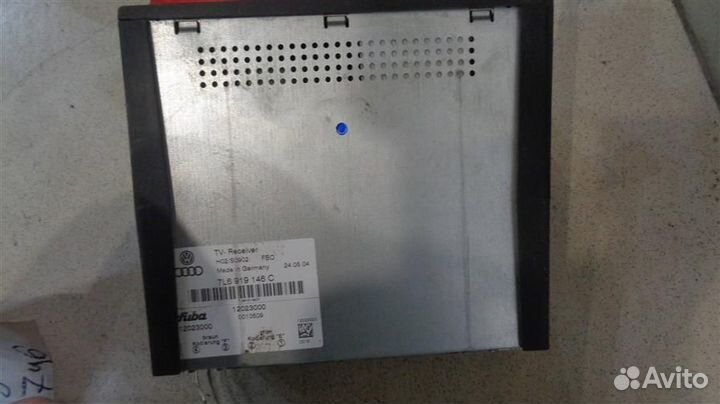 TV-тюнер Volkswagen Touareg 2002-2010