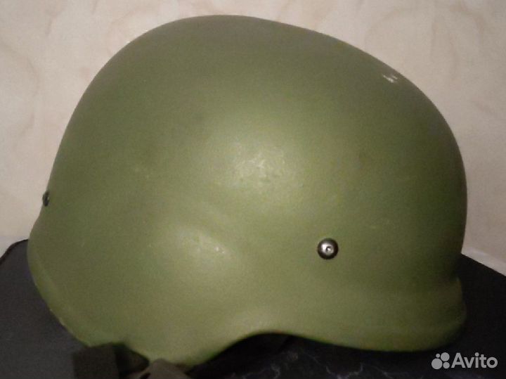 Каска/ шлем военный