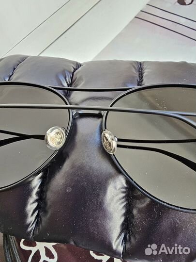 Солнцезащитные очки Moncler ML0121