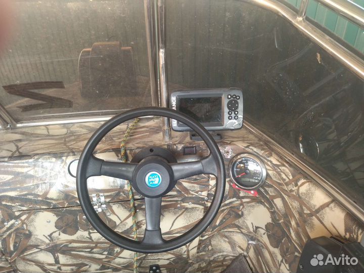 Моторная лодка тримаран касатка с мотором ямаха 30