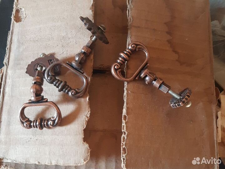 Мебельная фурнитура.ручка СССР