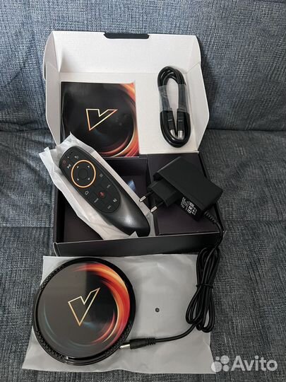 Смарт тв приставка Vontar w2 4/64 под ключ 5000к